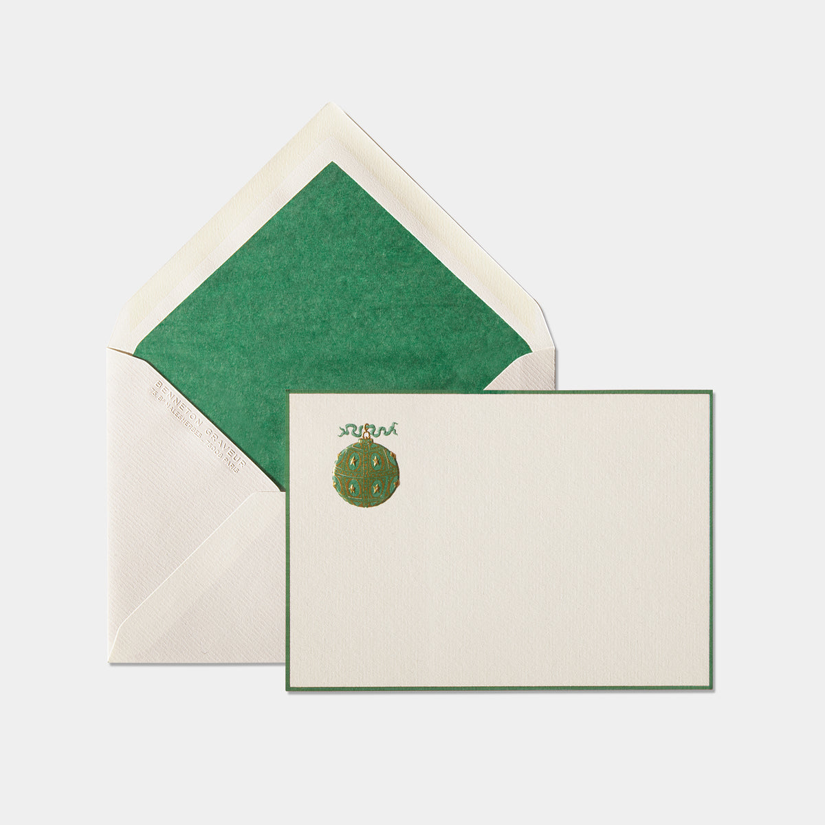 Carte et enveloppe assortie motif boule de noel vert
