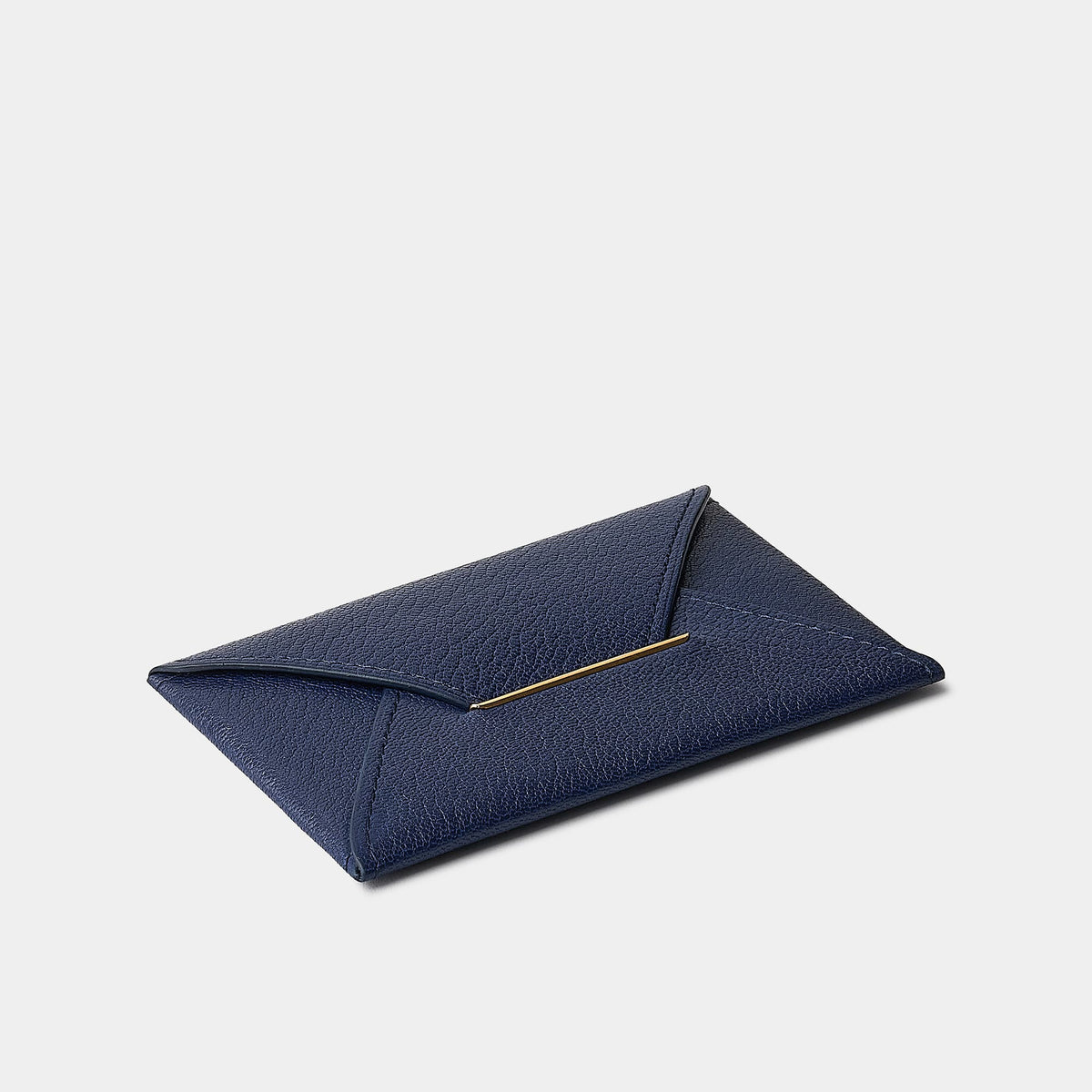 Enveloppe porte-cartes en cuir de chèvre bleu marine Benneton Graveur fermé