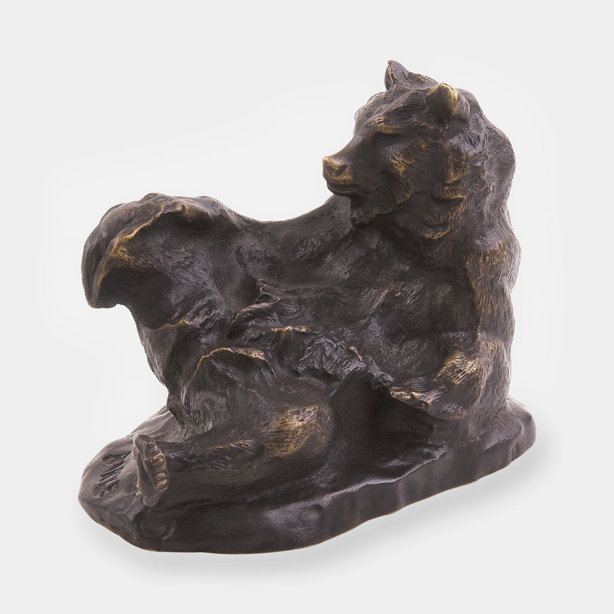 L’Ours couché sur le dos